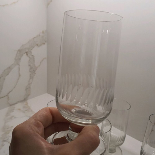 Retro glasses like new, set of 6 with engraved leaf patterns
