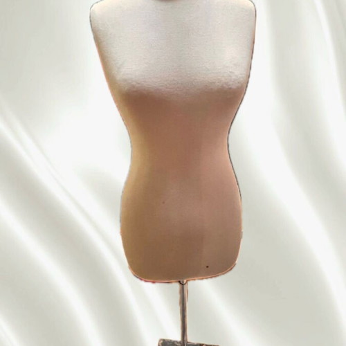 Mannequin torso used in excellent condition
