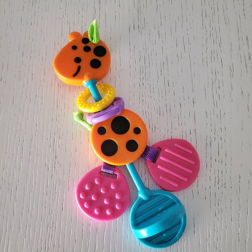 Fisher Price giraffe teething and chewing toy like new