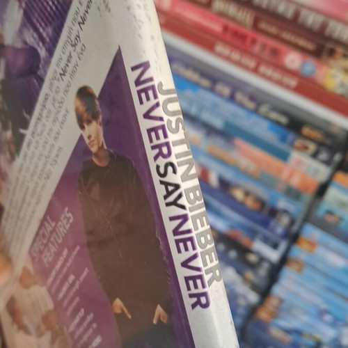 Justin Bieber Never Say Never DVD used, adventure, social genre, subtitled