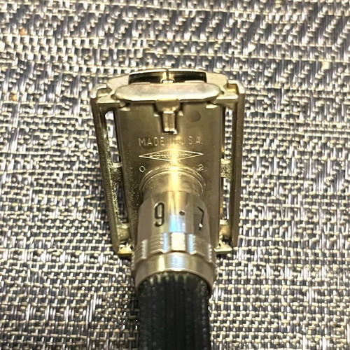 Gillette Super Adjustable Black Beauty used safety razor (1969 O-2)