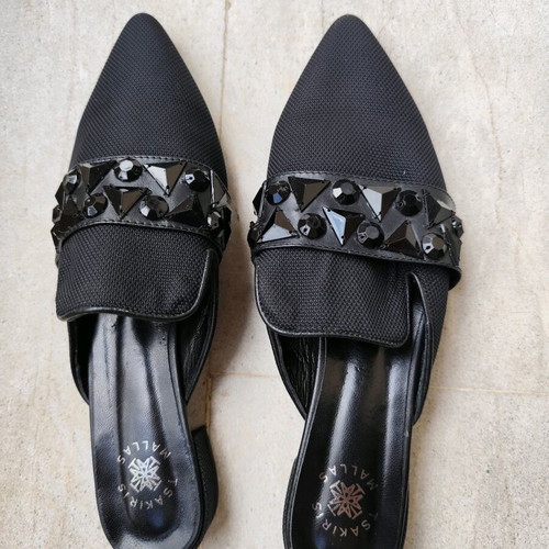 Tsakiris Mallas pointed-toe low heel slip-on mules like new size 38 black