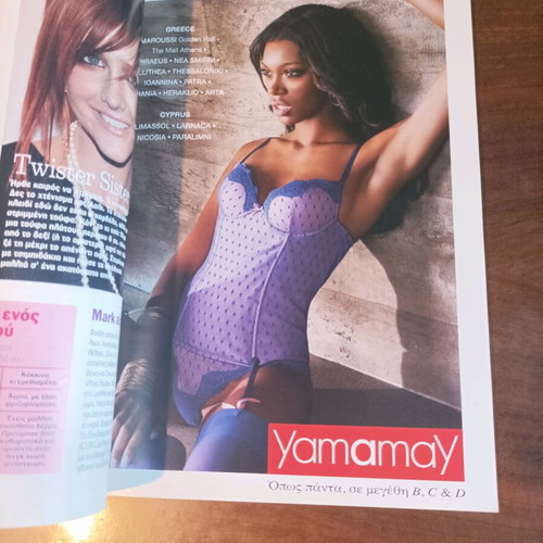 Cosmopolitan magazine issue 115 October 2009 large size