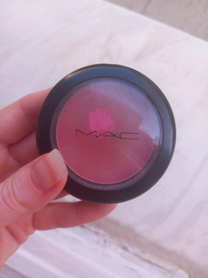 Mac blush, shade Fashion Frenzy, discontinued