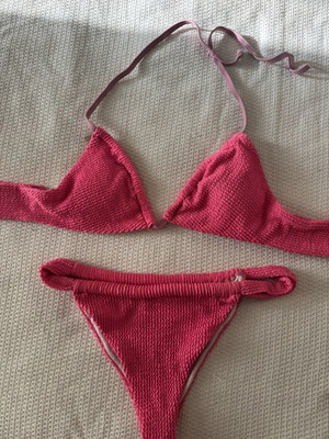 Pink bikini set used, size S, elastic and flattering