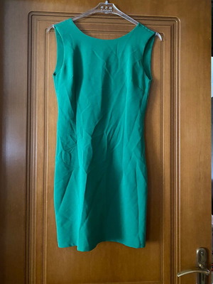 Πράσινο φόρεμα με ανοιχτή πλάτη μεταχειρισμένο, με χρυσό φερμουάρ