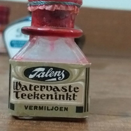 Used Pelikan and Talens collectible ink set of 5