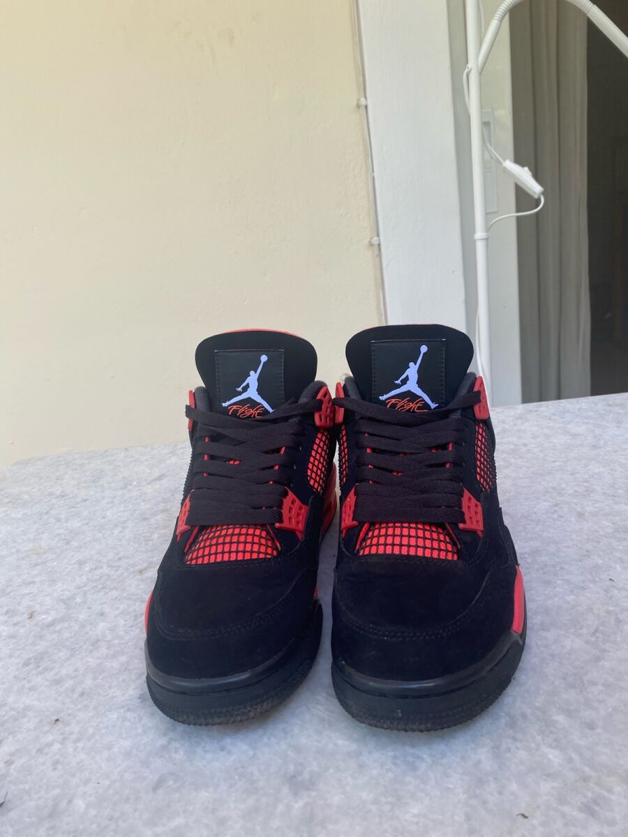 deadpool jordan 4