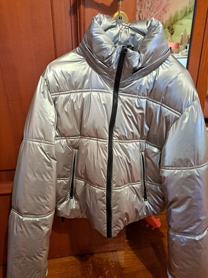 Zara silver jacket like new