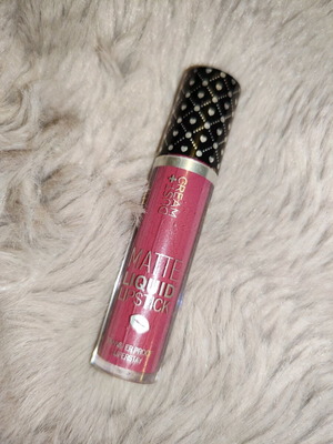 Lipstick No.11 Matte liquid lipgloss like new
