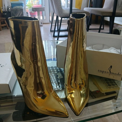 Super Mode ankle boots new, gold patent leather, size 36