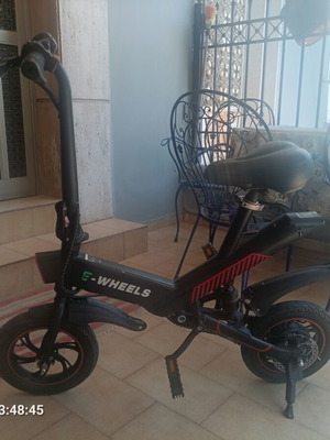 Electric city bicycle used with new 10ah battery, disc brakes, black