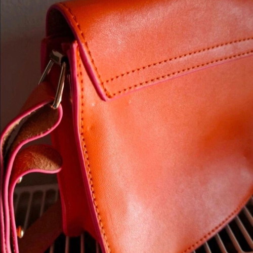 Paul's Boutique crossbody bag like new, orange