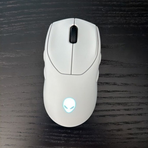 Dell AW720M Alienware gaming mouse like new with dongle