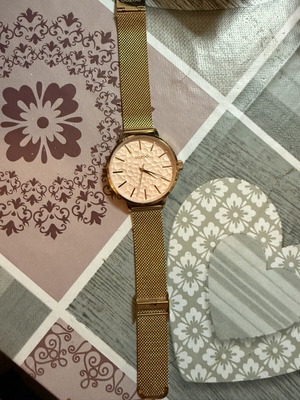 Oozoo women's watch like new, pink and gold