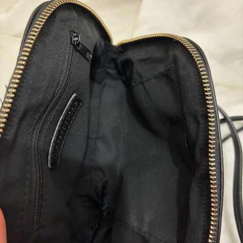 Women's black crossbody bag like new with detachable strap