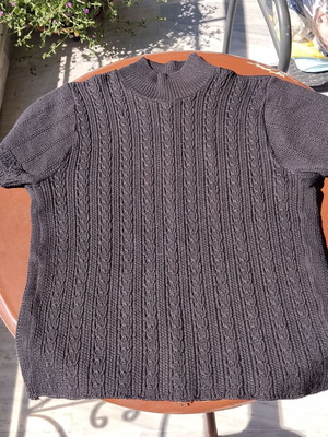Short-sleeve t-shirt grey brown like new, size S