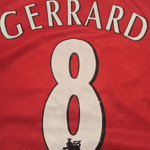 Liverpool Retro Football Shirt 2004-05 Medium Used