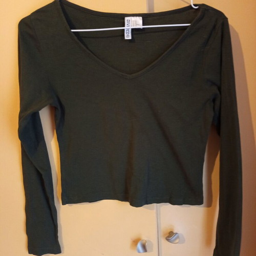 H&M women's blouse green like new, size M