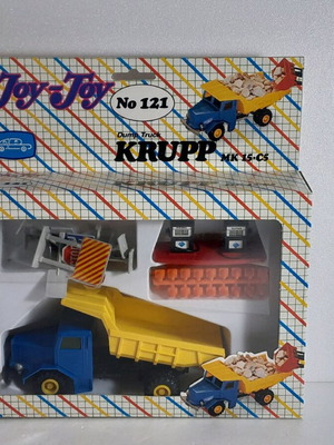 Joy Toy 121 камион самосвал KRUPP MK15 C5 нов