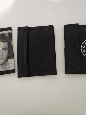 Wallets like new, set of three, black with many pockets