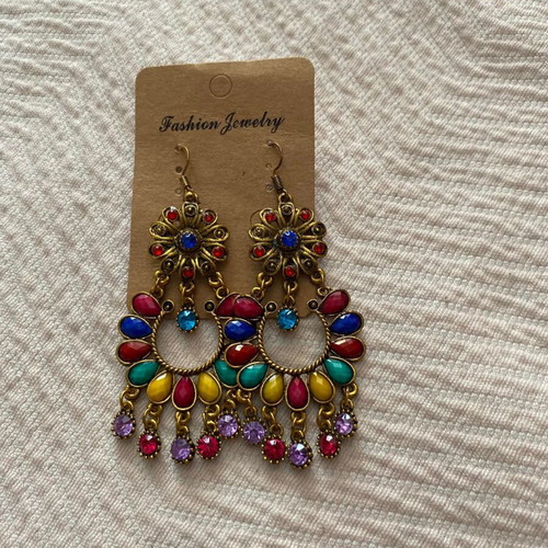 Women's earrings new
