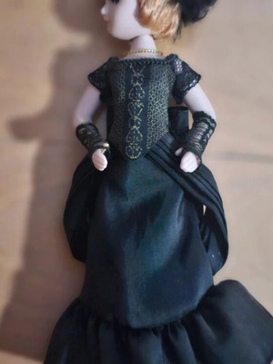 Porcelain dolls set of 3, 19-20 cm decoration