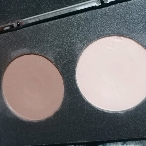Make Up For Ever contouring palette used with Modeleur shades