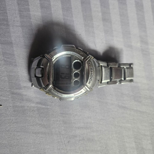 Casio G-Shock G-3100 watch used with metal bracelet