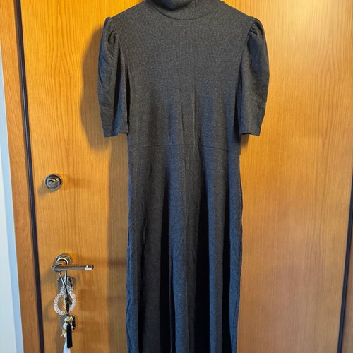 Midi dress Zara like new, gray turtleneck