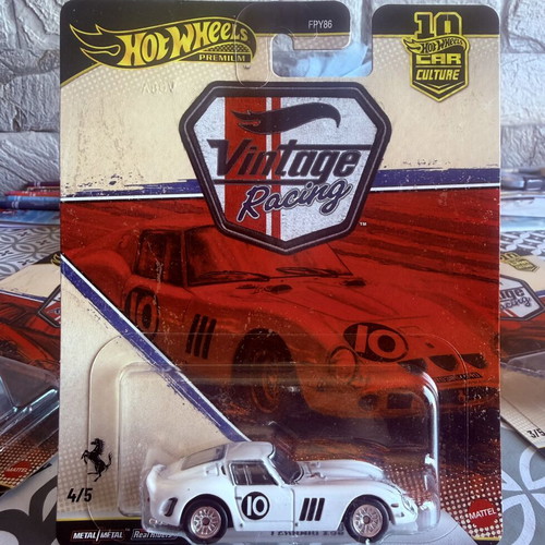 Hot Wheels Vintage Racing cars new in excellent condition