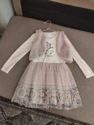 Dress size 5-6 like new pink