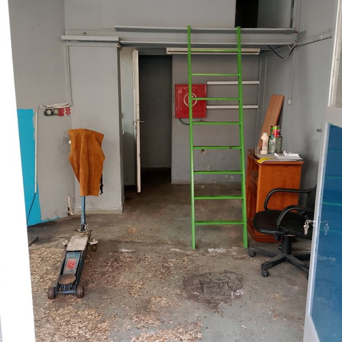 Commercial space former car wash 70 sqm for rent