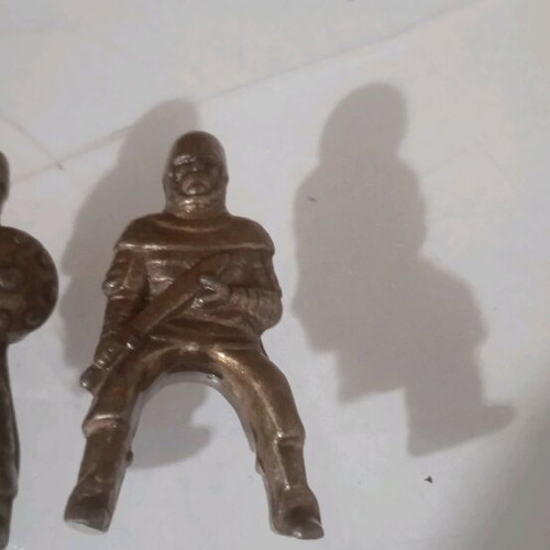 Metal warrior figures like new, set of 3