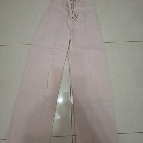 Stradivarius pink flared jeans like new, size S