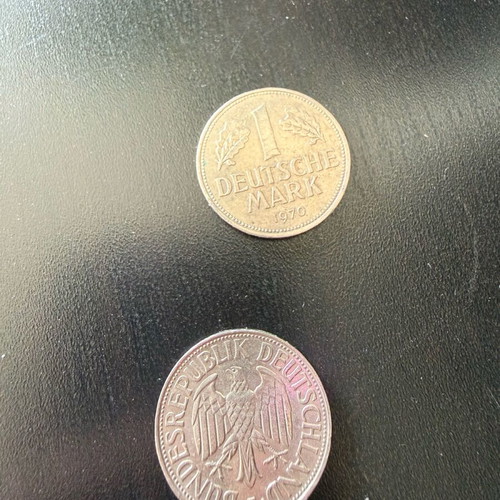 Collectible coins like new, two pieces from 1970