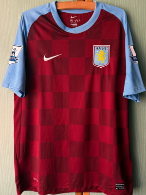 Emile Heskey Aston Villa jersey new, size medium