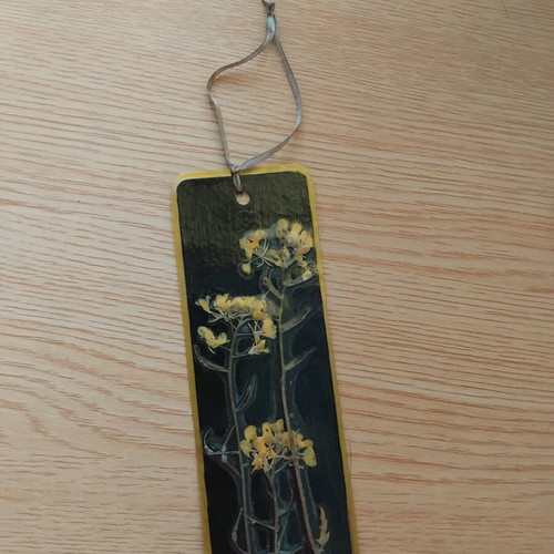 Handmade bookmarks with dried flowers set of 2, new