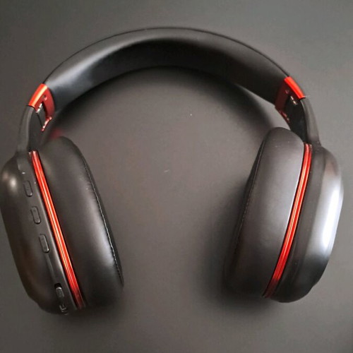 Gaming Headset Kofire UG-05 used with 3D surround sound and wireless connection