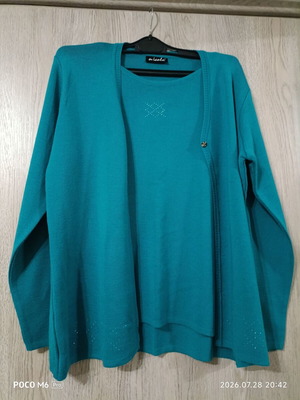 Wool sweater XXL turquoise like new