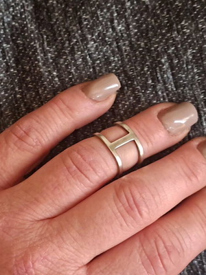 Chevalier 925 Silver Ring like new, minimal design