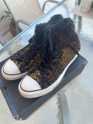 Converse μποτάκια Limited Edition μαύρο και χρυσαφί, καινούργια, νούμερο 39