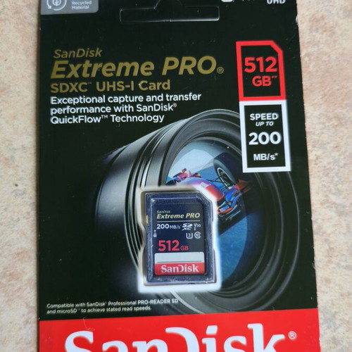 Nikon D3300 camera used with bag