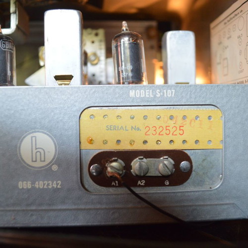 Hallicrafters S-107 receiver like new, made in 1960