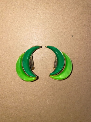 Clip-on earrings like new, green and gold