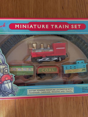 Rex London Traditional Miniature Train Set new