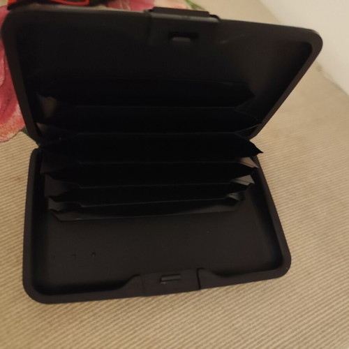 Card holder new black