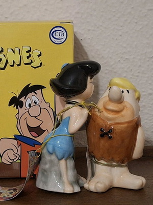Flintstones Betty & Barney salt and pepper set new Westland