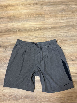 Ανδρικό σορτς Nike Dry Hyperdry Transcend XXL σαν καινούργιο, μαύρο και γκρι