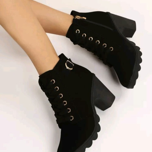High ankle boots like new, black, size 40